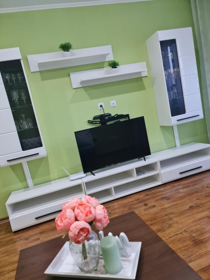 Apartament Modern Cristina&Jessica Medias Ngoại thất bức ảnh