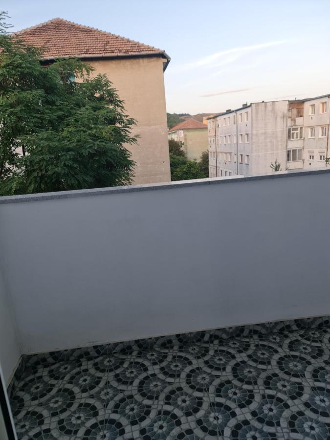 Apartament Modern Cristina&Jessica Medias Ngoại thất bức ảnh